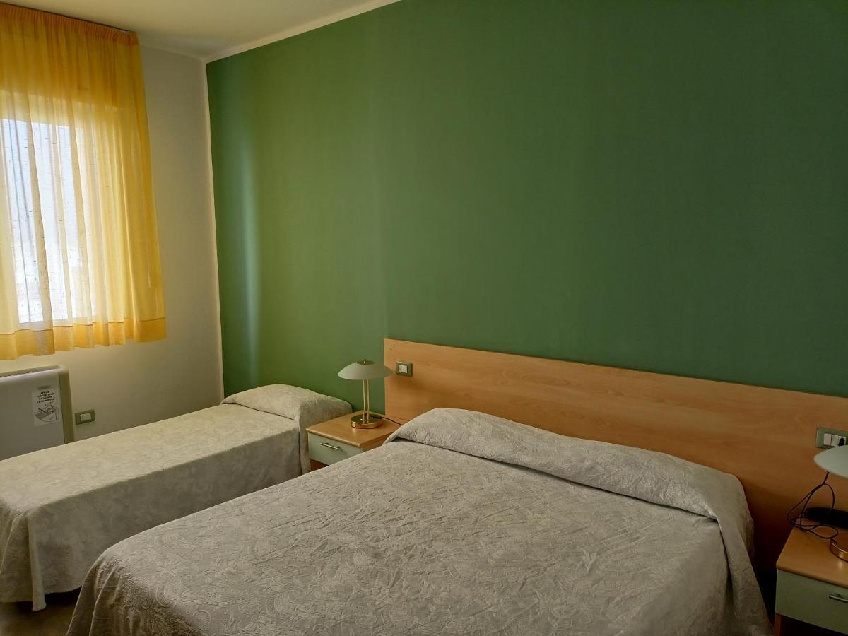 Hotel Ariston Imperial Porto Garibaldi Exterior photo