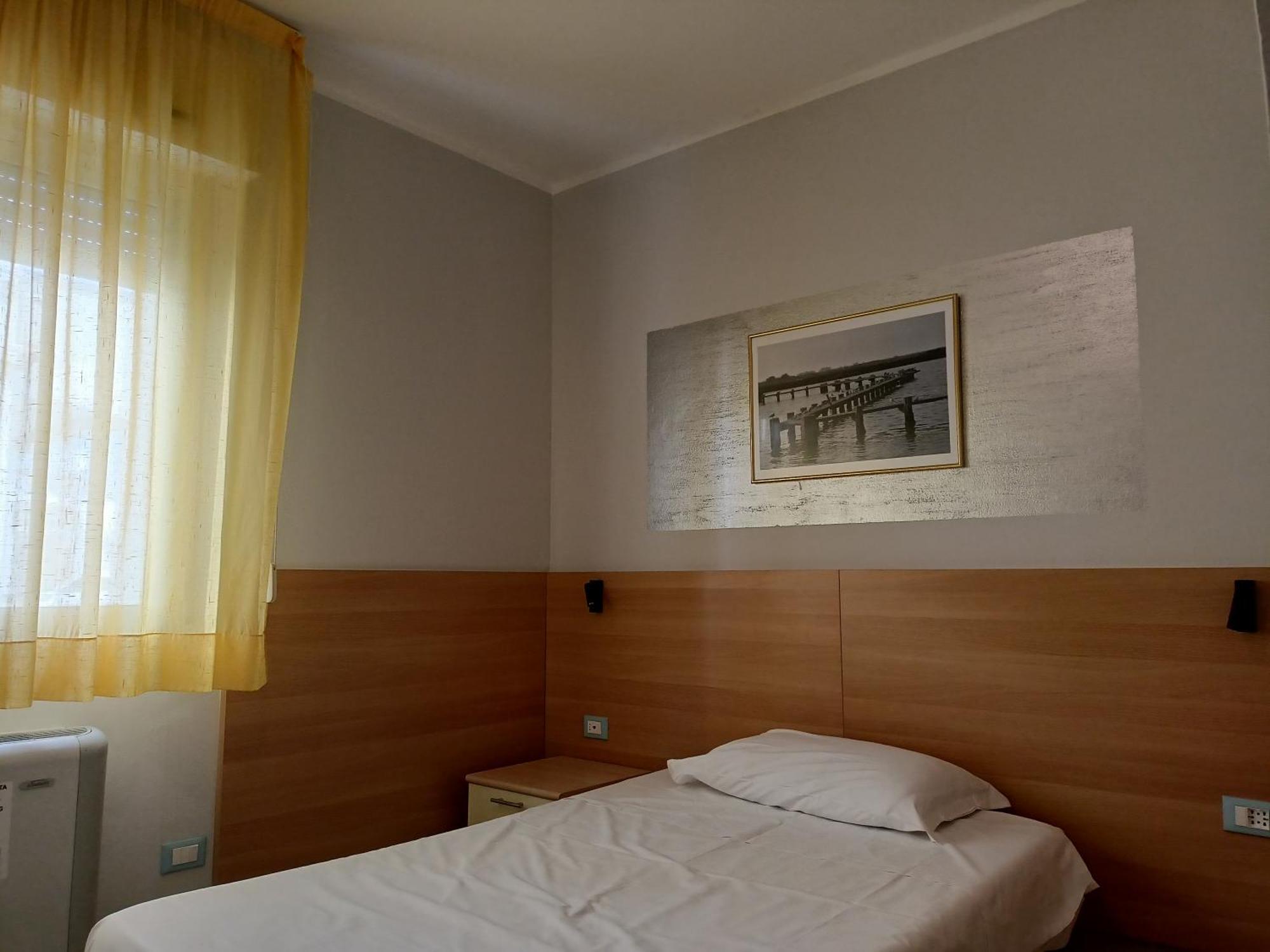 Hotel Ariston Imperial Porto Garibaldi Exterior photo